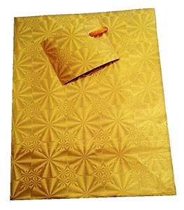 Dárková taška papírová 21x18x7,5 cm - zlatá